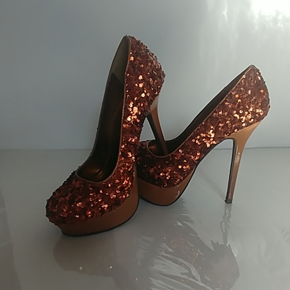 Shoes - Picture 3 of 3